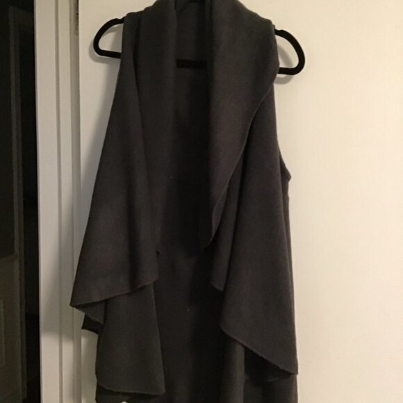 LOOK by M Black Soft Open Front Basic Shawl Vest - Picture 5 of 11